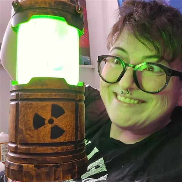 Lanterna reator nuclear presente mini portátil reator nuclear lanterna brinquedo doomsday reação nuclear push simulação iluminador